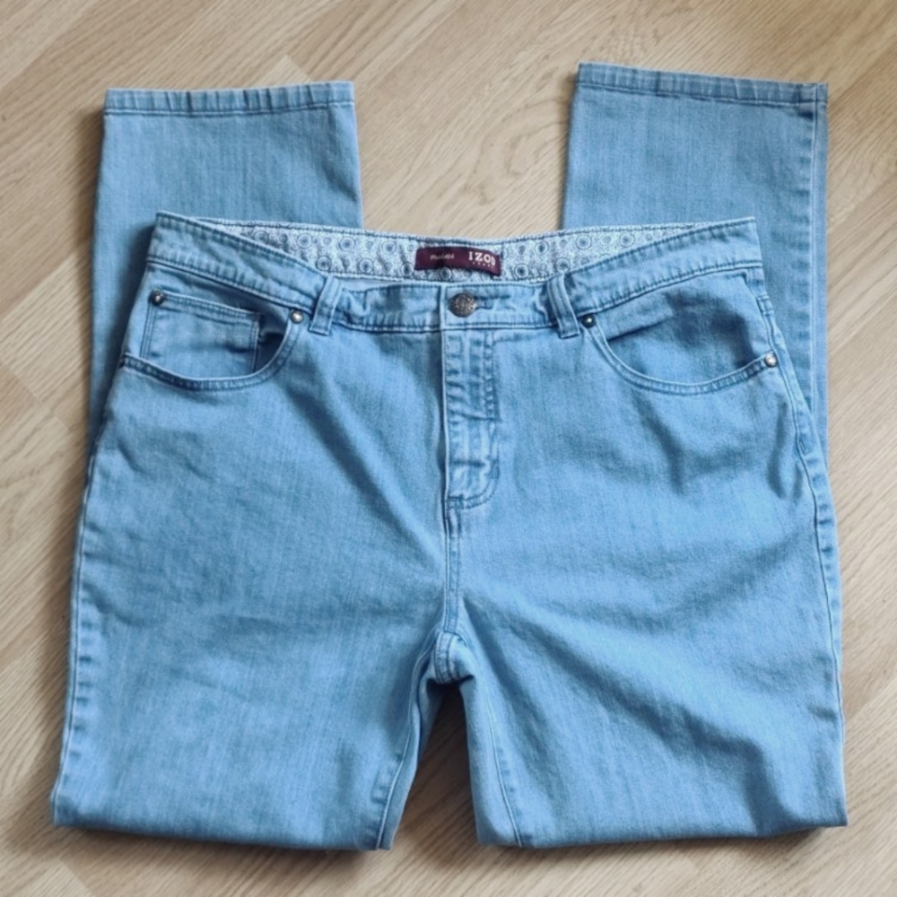 IZOD Matchstick Jeans. Cotton Stretch Comfy